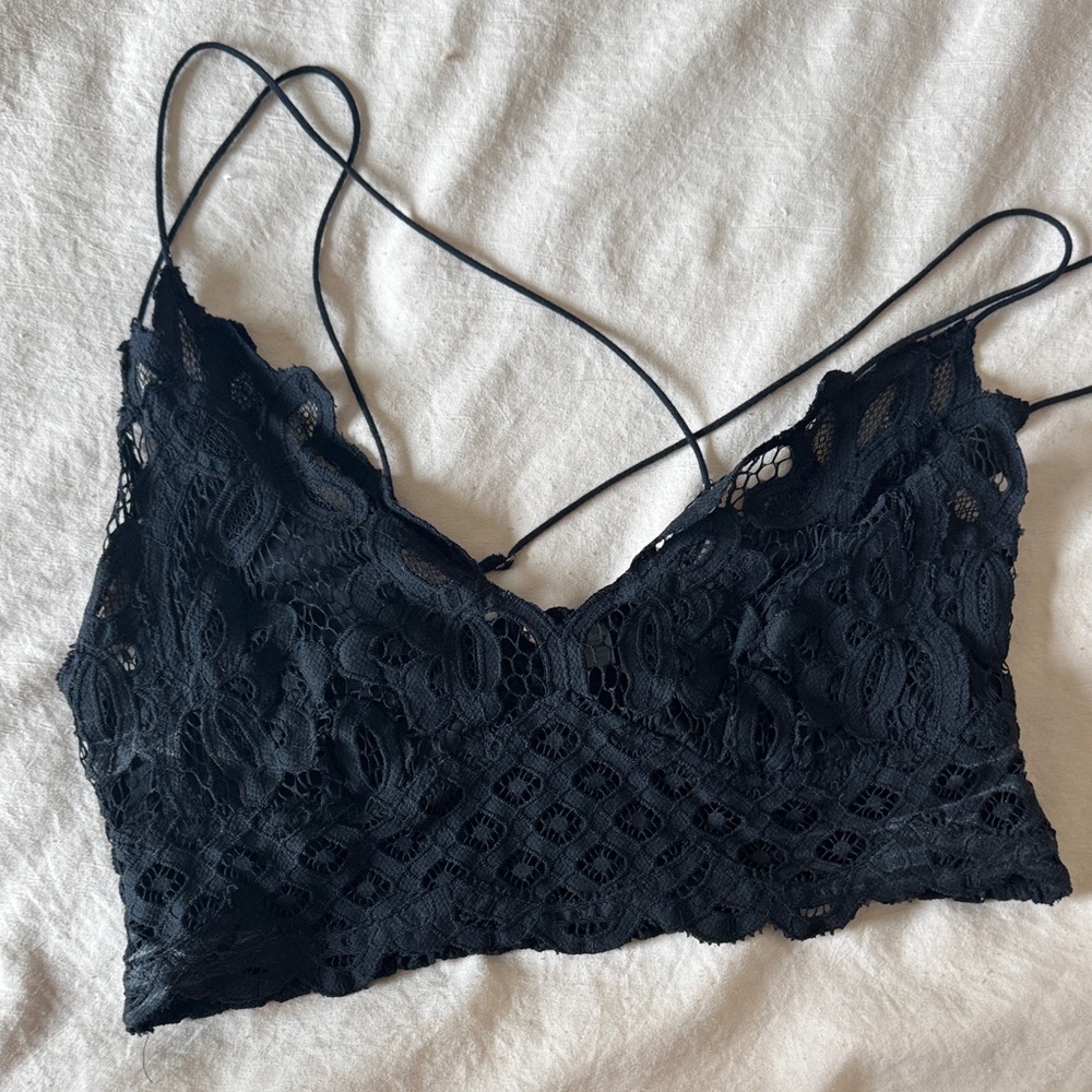 Elegant Black Lace Bandeau